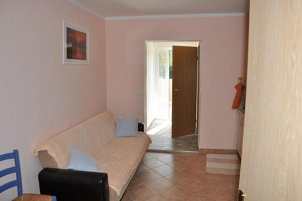 Apartments With A Parking Space Lopar, Rab - 16680 Екстериор снимка