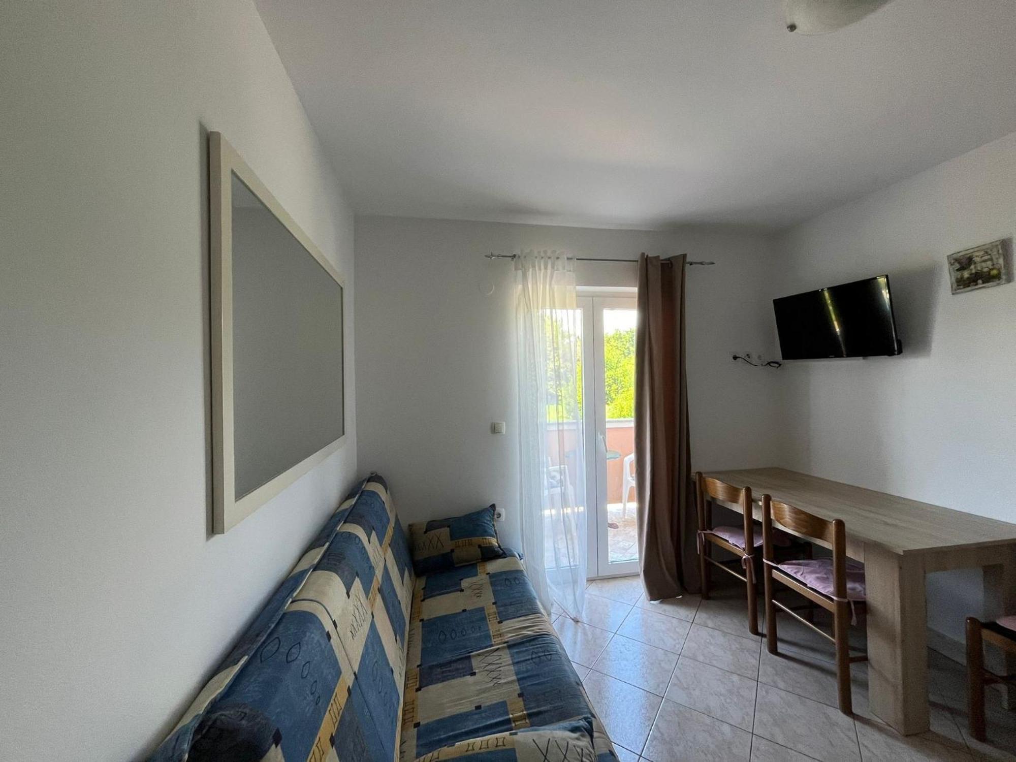 Apartments With A Parking Space Lopar, Rab - 16680 Екстериор снимка