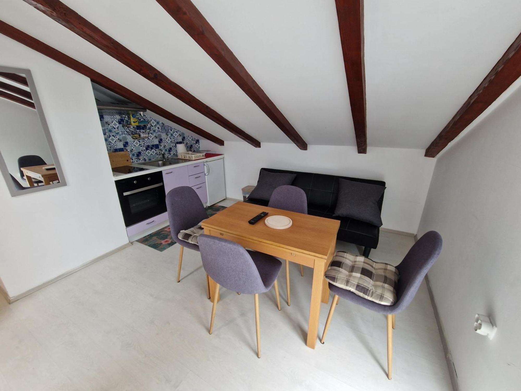 Apartments With A Parking Space Lopar, Rab - 16680 Екстериор снимка